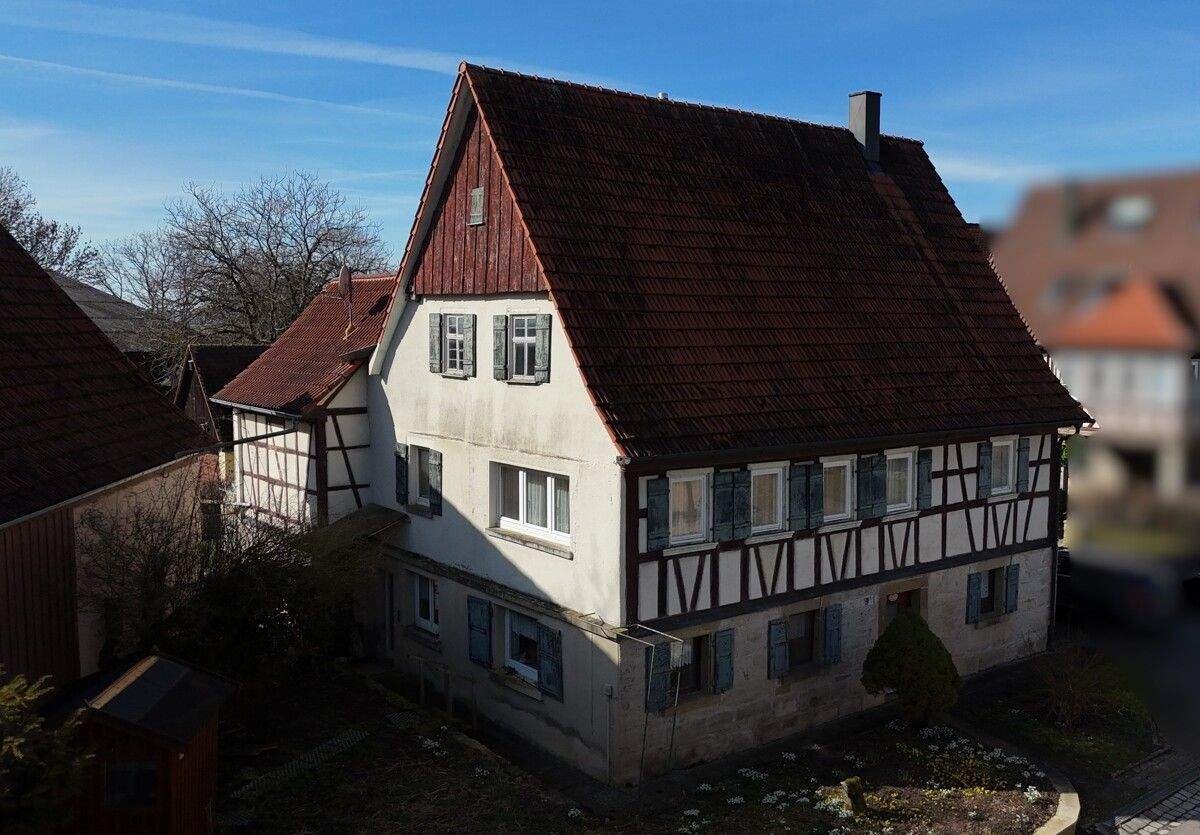DENKMALGESCHÜTZTES EINFAMILIENHAUS MIT SCHEUNE IN ELTERSHOFEN, 74523 Schwäbisch Hall