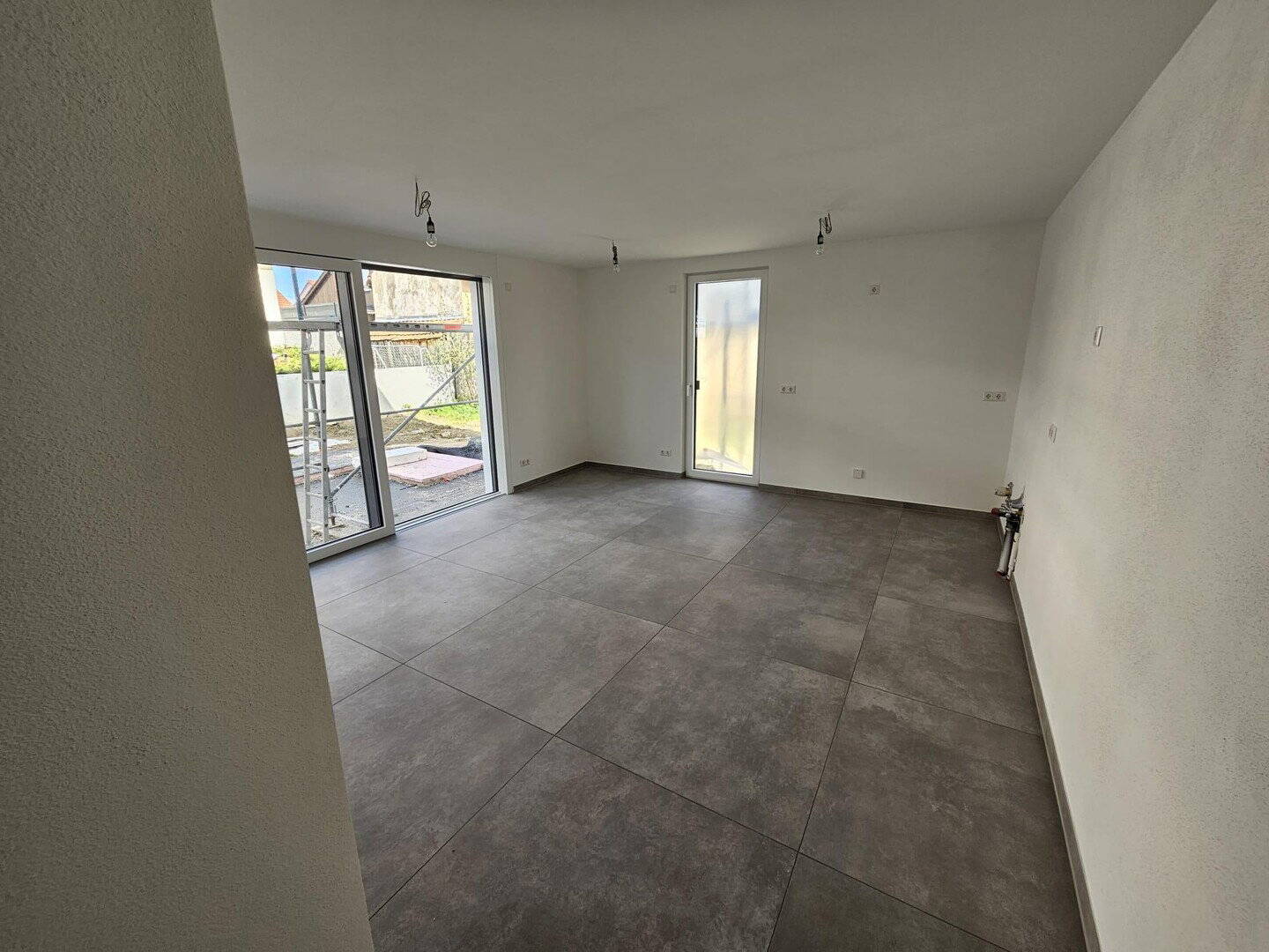 Großzügige 1,5-Raum-Terrassenwohnung in Gäufelden, 71083 Herrenberg