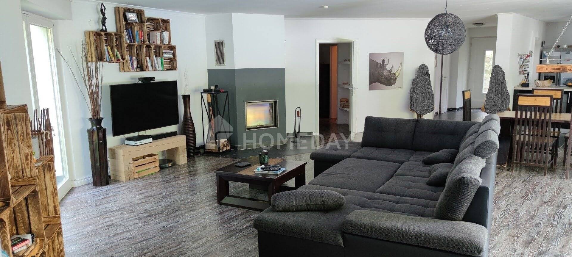 Hochwertiges Einfamilienhaus mit großzügigem Garten in schöner Lage in Hamburg-Sasel, 22393 Hamburg (Wandsbek Bramfeld Poppenbüttel Sasel Wellingsbüttel)