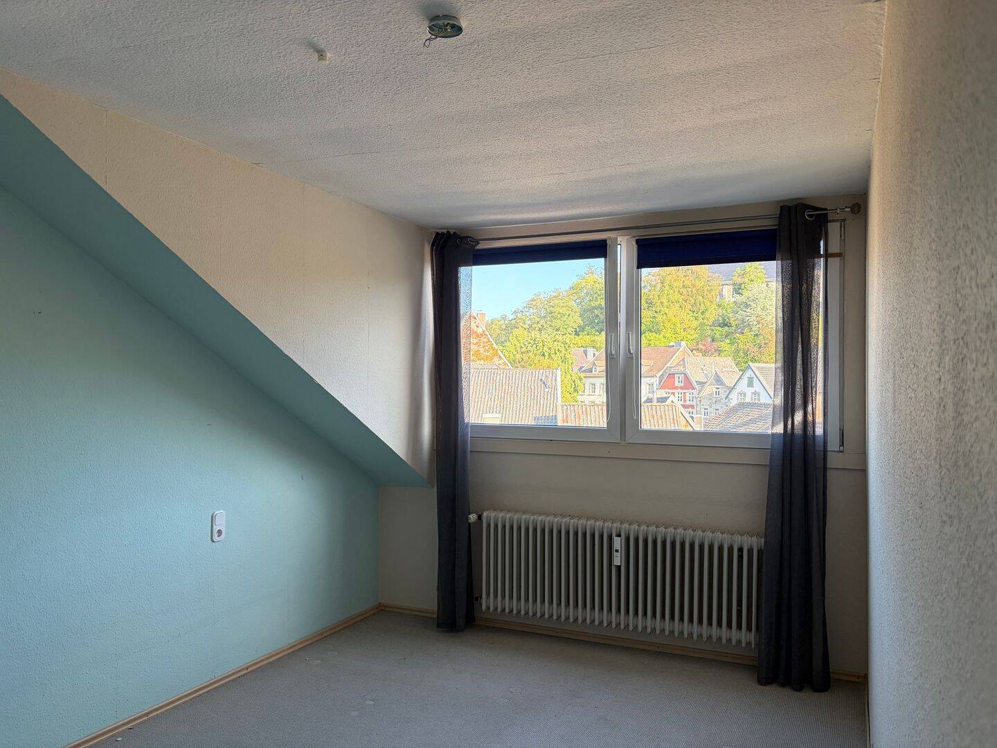 Dachgeschosswohnung in Kornelimünster, 52076 Aachen