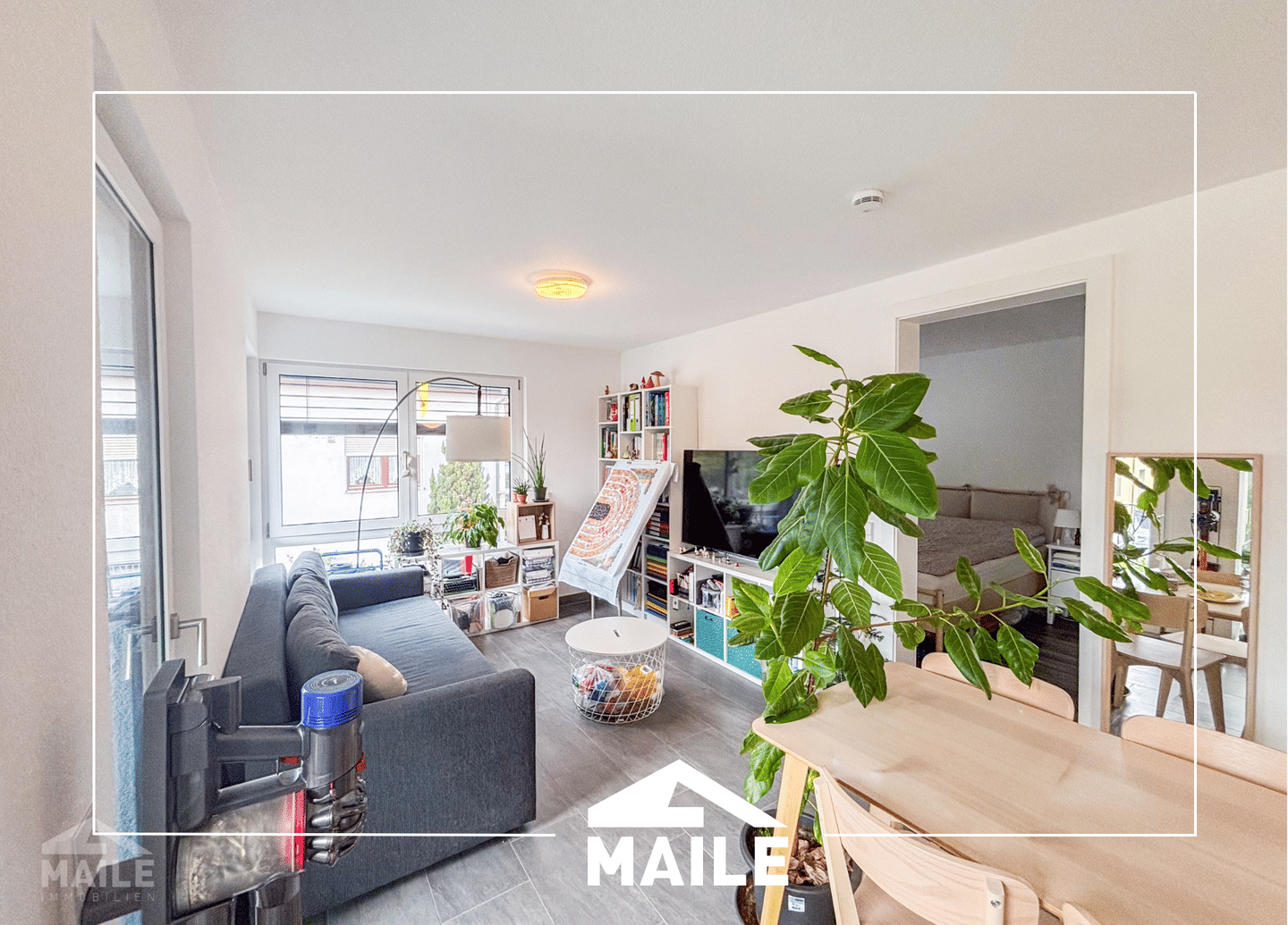 Moderne 2,5-Zimmer-Wohnung mit Balkon, Einbauküche und Aufzug, 70563 Stuttgart (Vaihingen)
