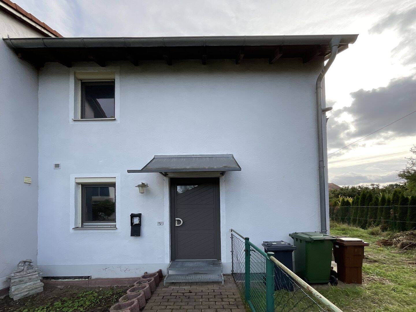 Reiheneckhaus in Gaimersheim – Eigenheim mit Gestaltungspotenzial, 85080 Gaimersheim