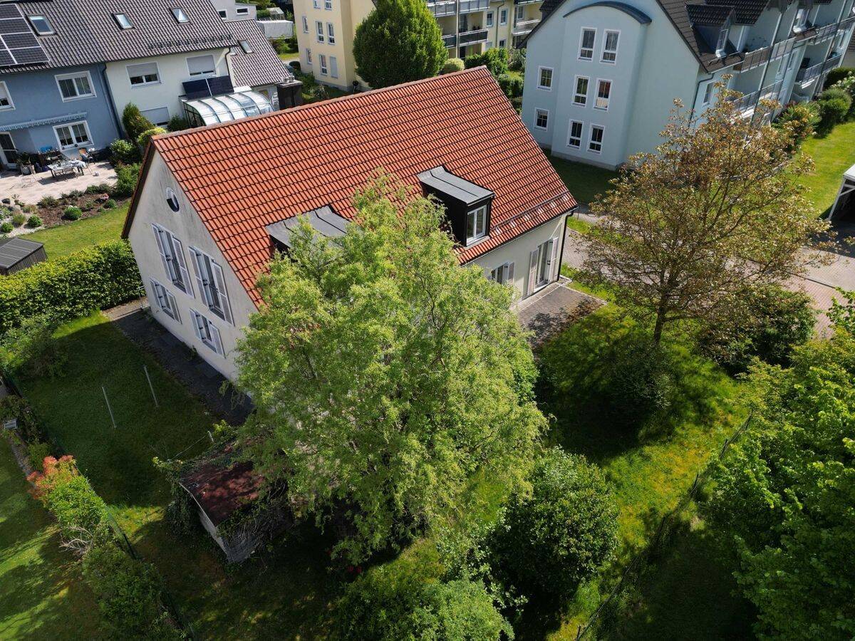 Großzügiges Einfamilienhaus mit Einliegerwohnung in ruhiger Lage von Weiden-Rothenstadt, 92637 Weiden i.d. OPf. (Weiden)