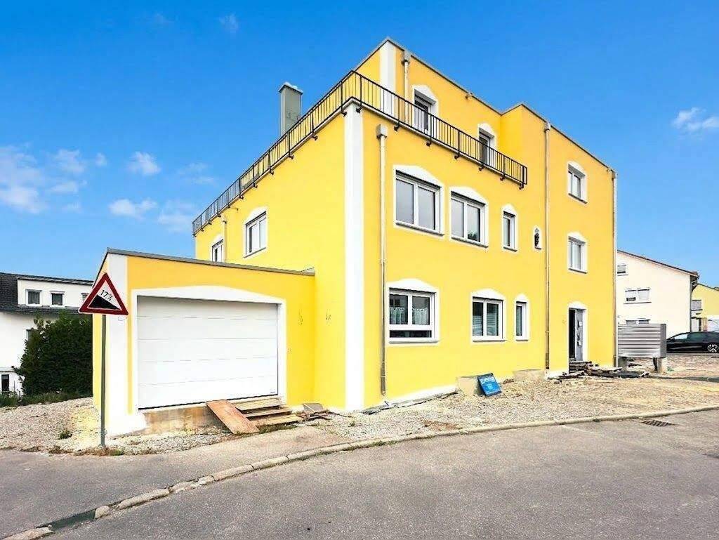 Großzügige 3-Zimmer-Neubauwohnung mit Balkon und Teilseesicht in Tettnanger Höhenlage, 88069 Tettnang