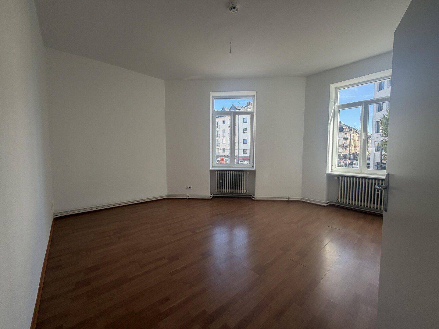Zentrale 3-Zimmer Wohnung im Nordend mit EBK und Tageslichtbad, 60318 Frankfurt am Main (Innenstadt Nordend-Ost Nordend-West)