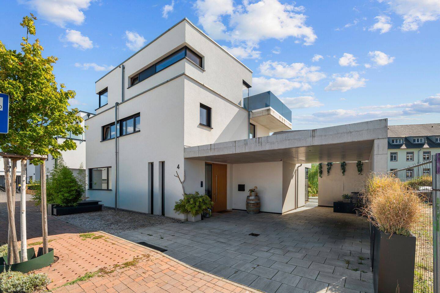 Architektenhaus mit Penthouse, Sauna, Kamin und Dachterrasse in Breisach, 79206 Breisach am Rhein