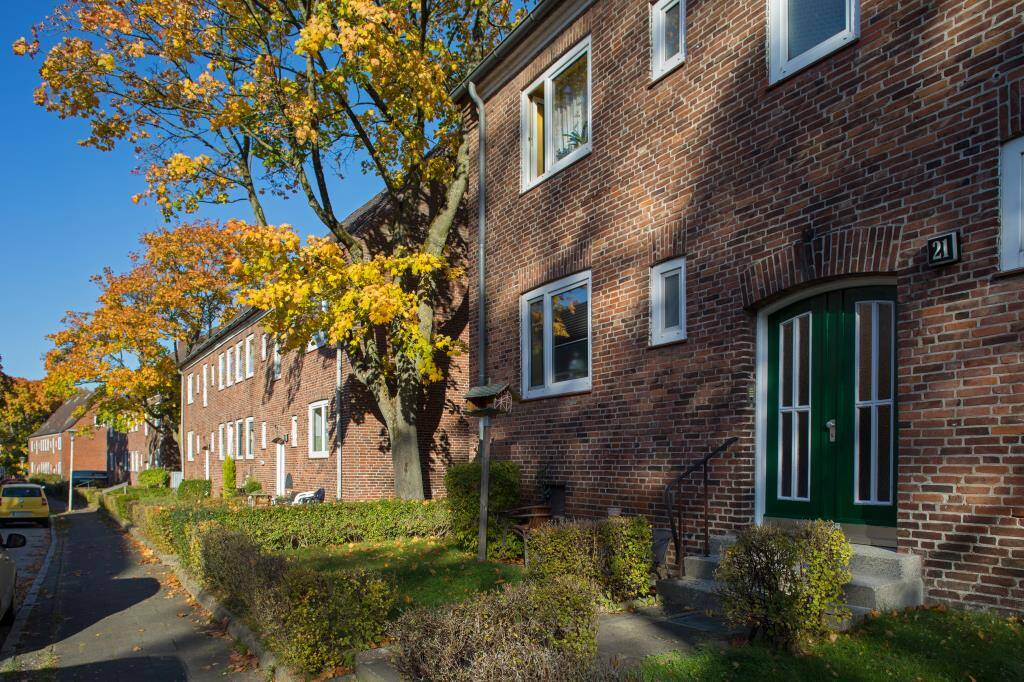 Gemütliche 2-Zimmer-Dachgeschosswohnung in Kiel zu vermieten, 24143 Kiel (Gaarden-Ost Gaarden-Süd)