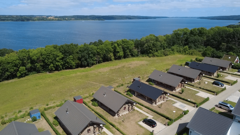 Etablierte Ferienanlage am Tollensesee – Natur, Ruhe und Rendite in der Mecklenburgischen Seenplatte – 8 Stück Exklusive Naturstammhäusern in naturnah, 17094 Groß Nemerow