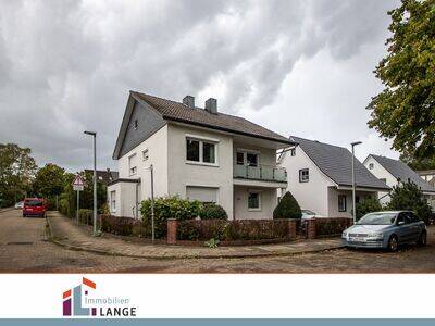 Sehr gepflegte Wohnung mit Balkon und Dachterrasse, 28779 Bremen (Blumenthal Lüssum-Bockhorn)
