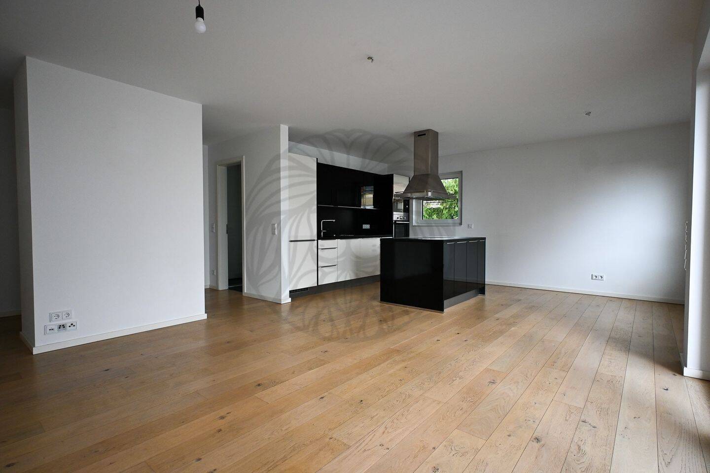Wiesbaden: Moderne 4-Zimmer-Wohnung in Nordenstadt!, 65205 Wiesbaden