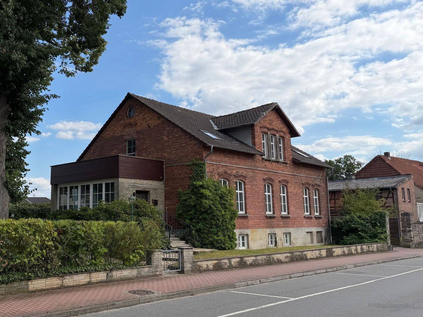 Mehrfamilienhaus in Velpke mit 277 m² Wohnfläche, 38458 Velpke