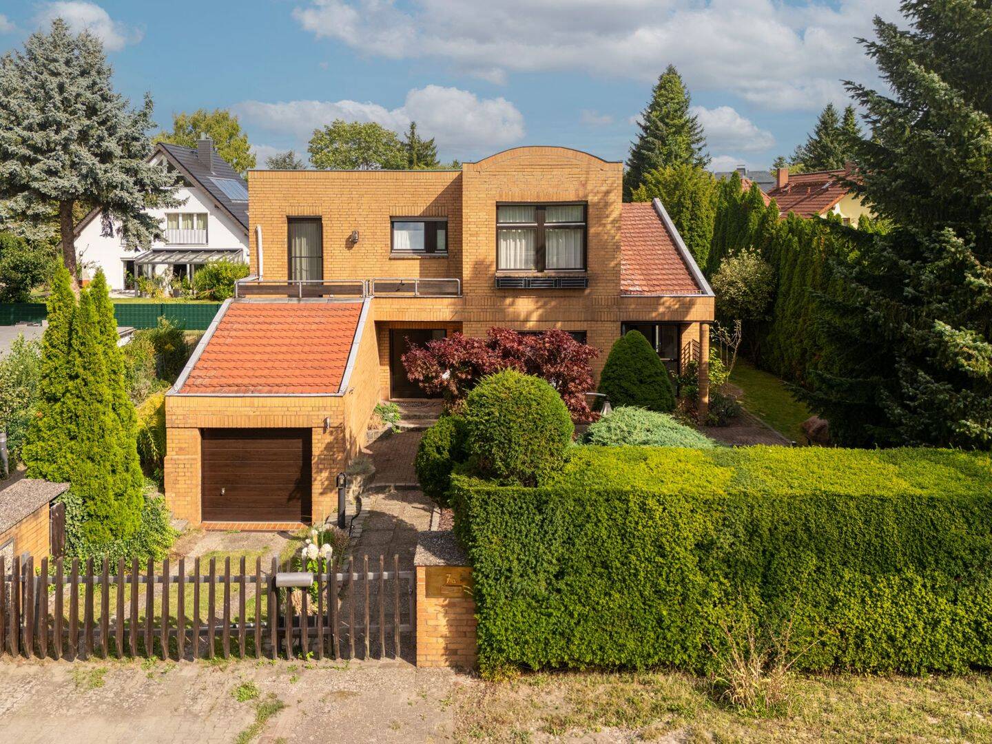 Architektonisches Unikat: Postmoderne Wohnkunst mit besonderem Raumgefühl, 12305 Berlin (Tempelhof-Schöneberg Buckow Lichtenrade)