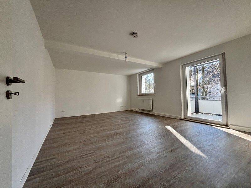 Bezugsfertige 3-Zimmer Wohnung im Erdgeschoss in frisch modernisiertem Gebäude, 44357 Dortmund (Bodelschwingh Nette Oestrich Westerfilde)