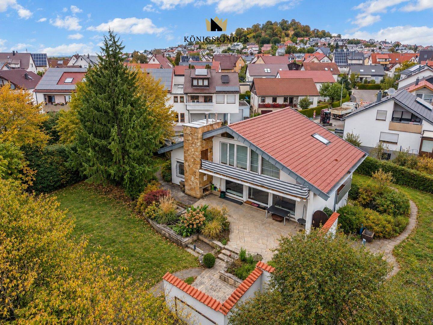 Großzügiges Wohnen mit Charakter – Einfamilienhaus mit Wellnessbereich und 1.262 m² Grundstück, 72661 Grafenberg