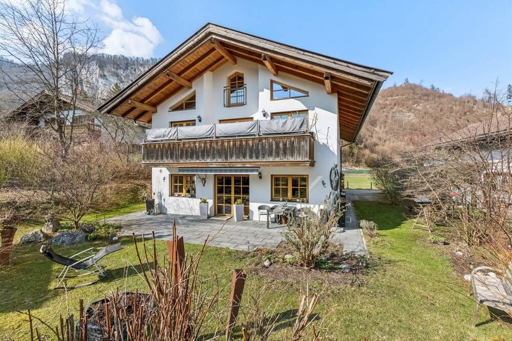 Gepflegte ETW mit „Kaiserblick“ – und großem Garten in ansprechendem Zweifamilienhaus, 83088 Kiefersfelden