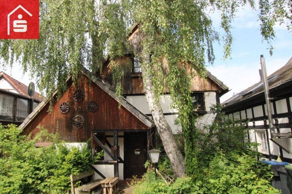 Charmantes Fachwerkhaus für Liebhaber mit naturnahem Garten, 59823 Arnsberg