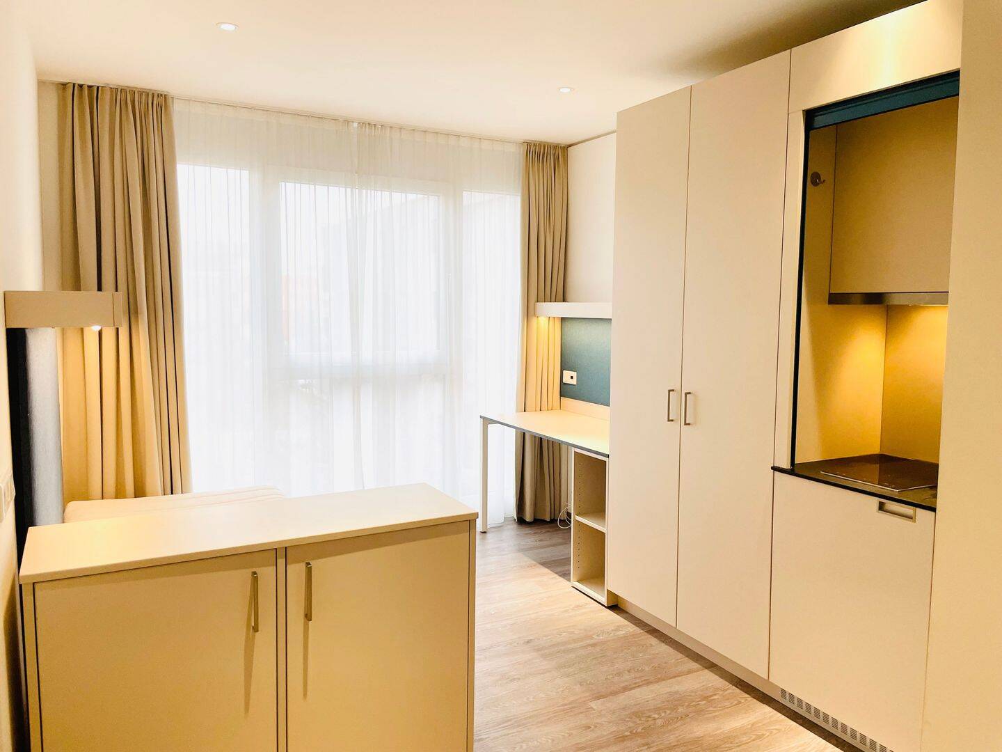 Möbliertes Apartment in den Erlanger Höfen – 740 € warm inkl. Strom, Heizung & Internet, 91052 Erlangen (Anger Erlangen-Ost Erlangen-Süd Innenstadt)