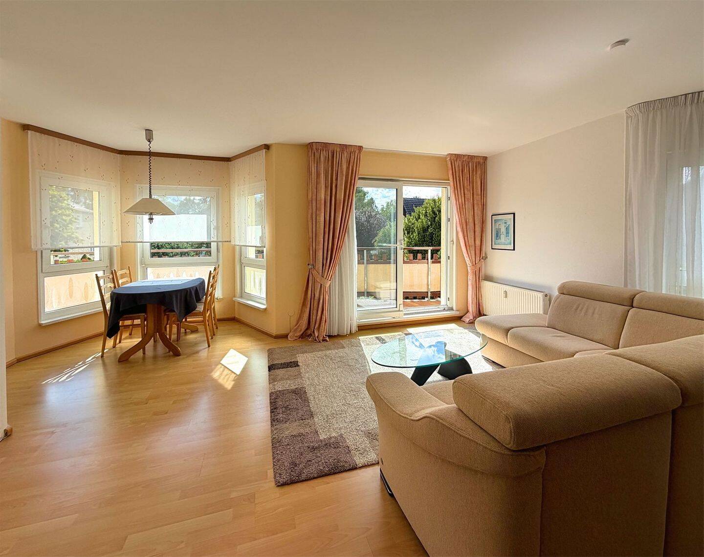 Berlin-Lichtenrade: Hereinkommen und zuhause sein – gepflegte 2-Zimmer-Wohnung mit Südbalkon, 12309 Berlin (Tempelhof-Schöneberg Lichtenrade)