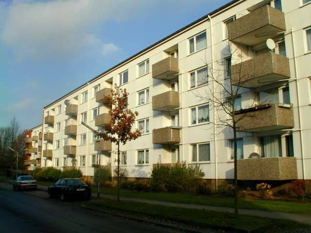 Individuelle 3-Zimmer-Wohnung mit Balkon, 28719 Bremen (Blockland Burg-Grambke Burgdamm Werderland)