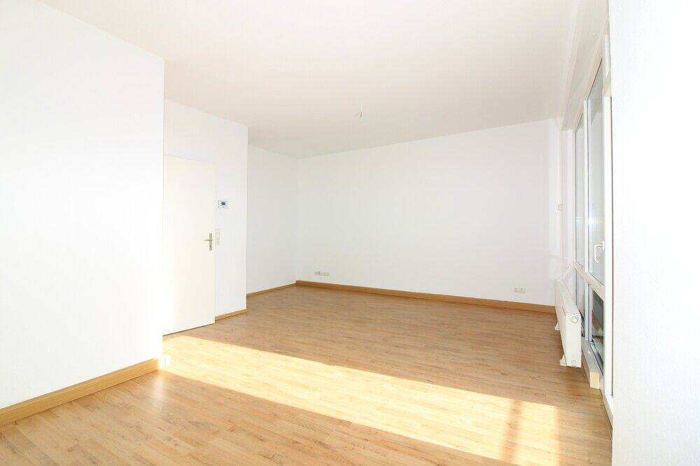 Renovierte 2-Zimmer-Wohnung mit Balkon in Ludwigshafen-Innenstadt, 67059 Ludwigshafen am Rhein (Mitte Mundenheim West)