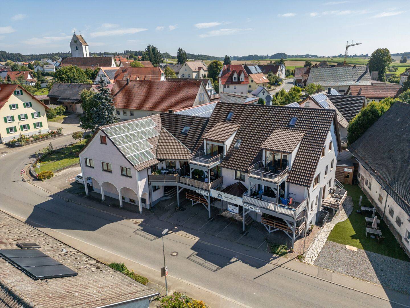 Preiswerte 138 m² Maisonette-Wohnung mit 2 Balkonen – viel Platz für die ganze Familie, 78355 Hohenfels