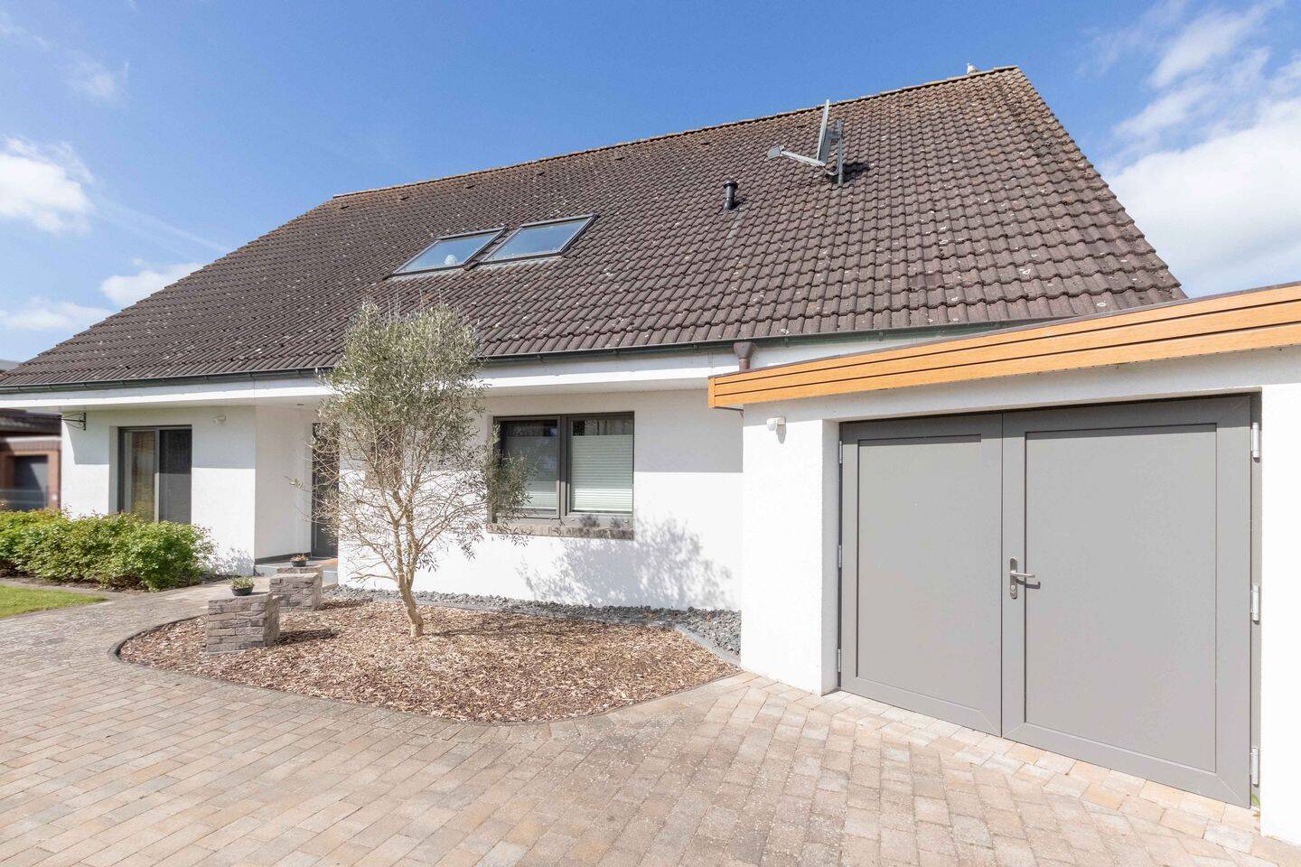 Kernsaniertes Traumhaus der Energieeffizienzklasse A trifft auf eine atemberaubende Aussicht, 26844 Jemgum