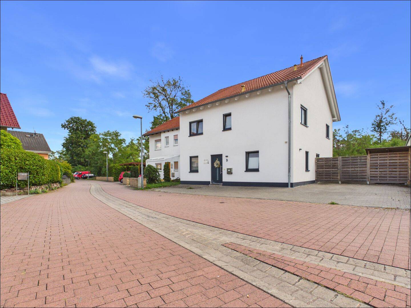 EINZIEHEN & WOHLFÜHLEN Gepflegtes Einfamilienhaus mit 149 m² Wohnfläche in Kahl am Main, 63796 Kahl a. Main (Kahl)
