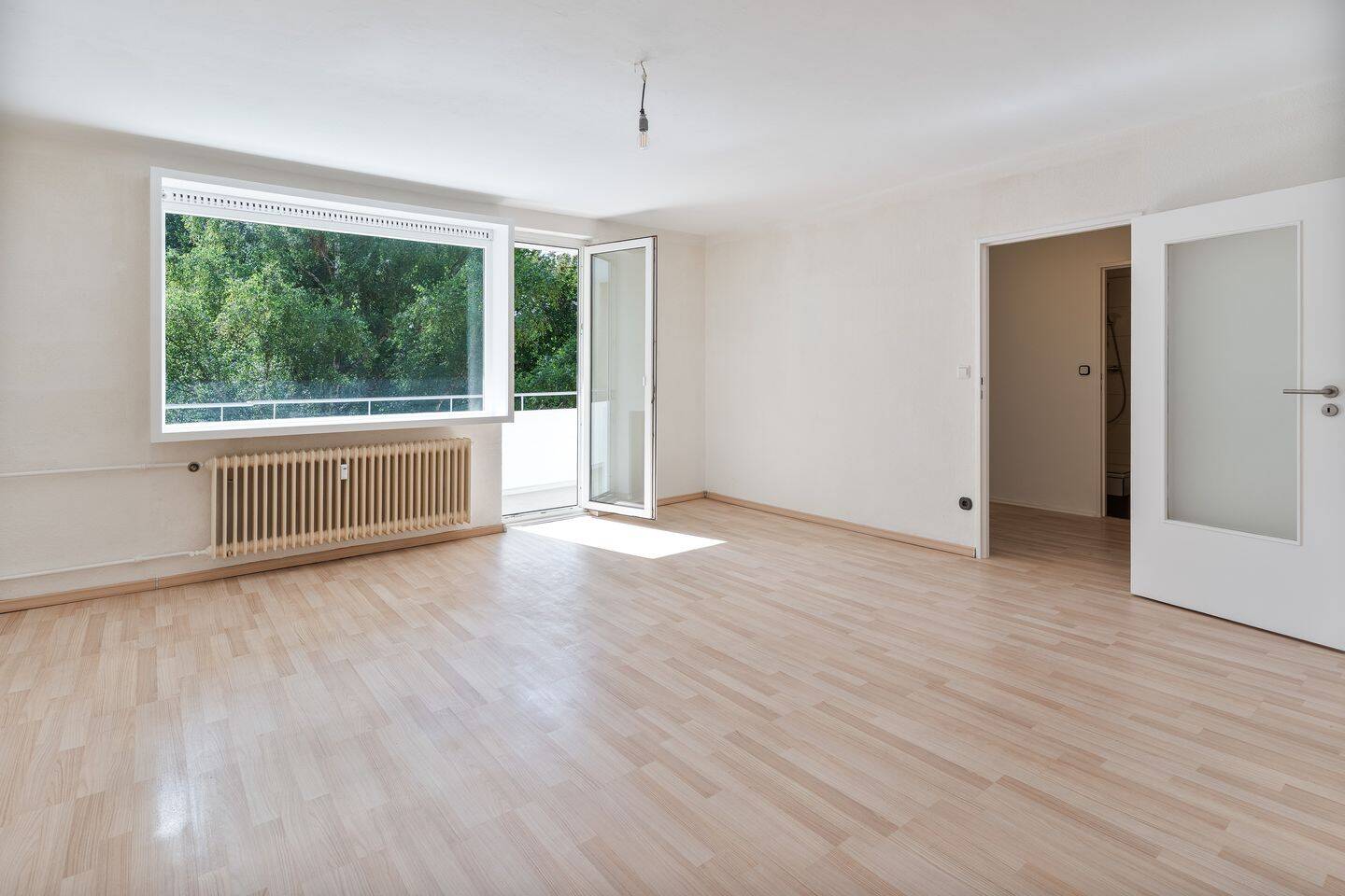 Wohnkomfort im Grünen – gepflegte Eigentumswohnung mit Balkon, 12355 Berlin (Neukölln Kolonie Platanenblick Rudow Siedl. An der Rudower Höhe)