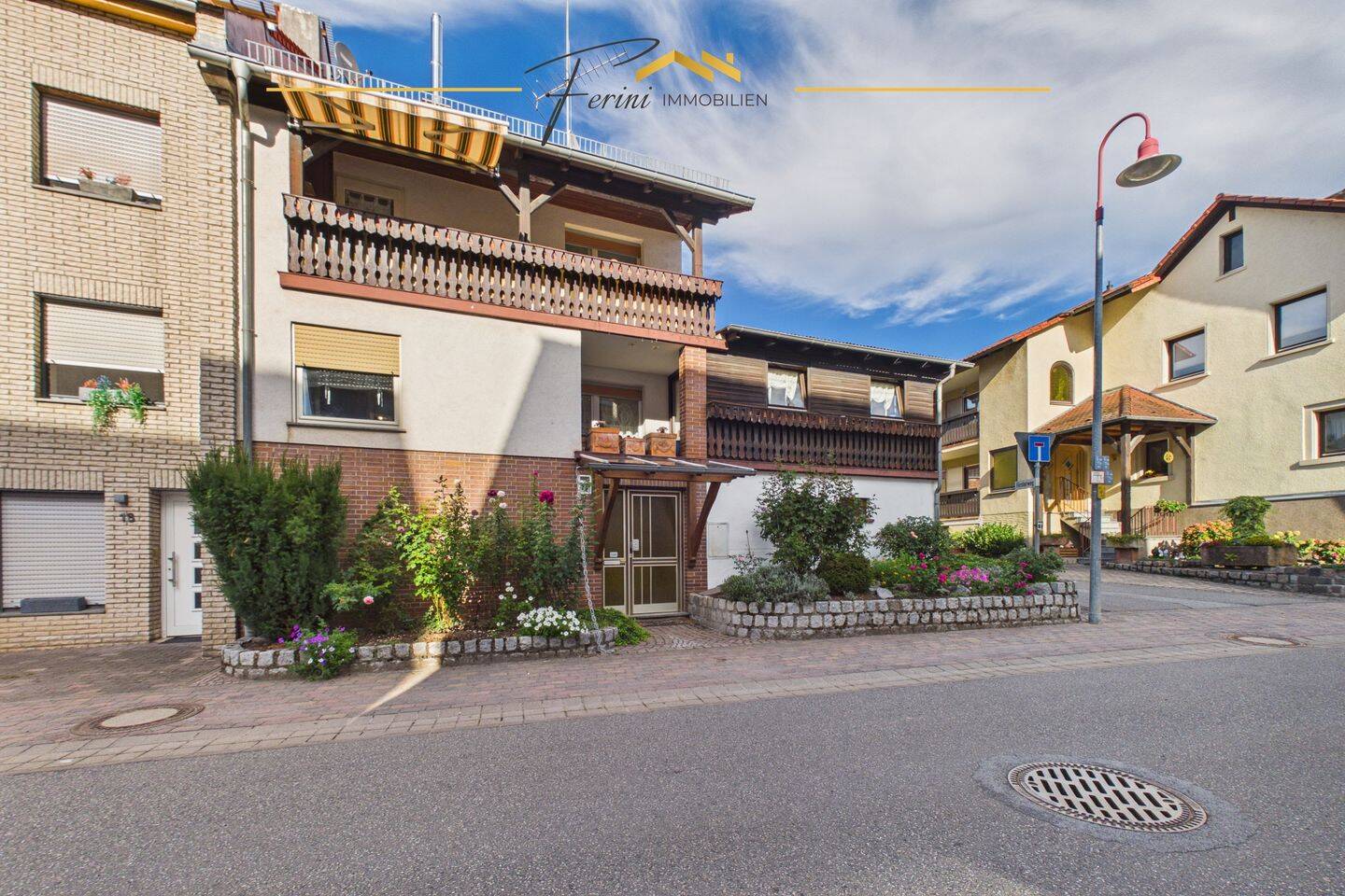 Charmantes Einfamilienhaus mit Wintergarten & Garage in Zotzenbach, 64668 Rimbach