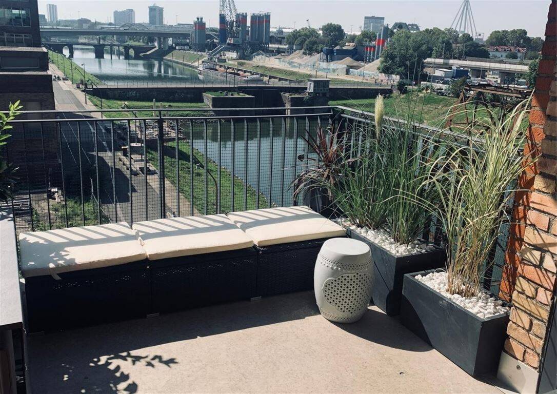 Wunderschöne Loftwohnung ! NEU ! Barrierefrei- 2.OG m. Fahrstuhl in der Hafenstraße direkt am Wasser ab sofort zu vermieten., 68159 Mannheim (Jungbusch Mühlauhafen Quadrate)