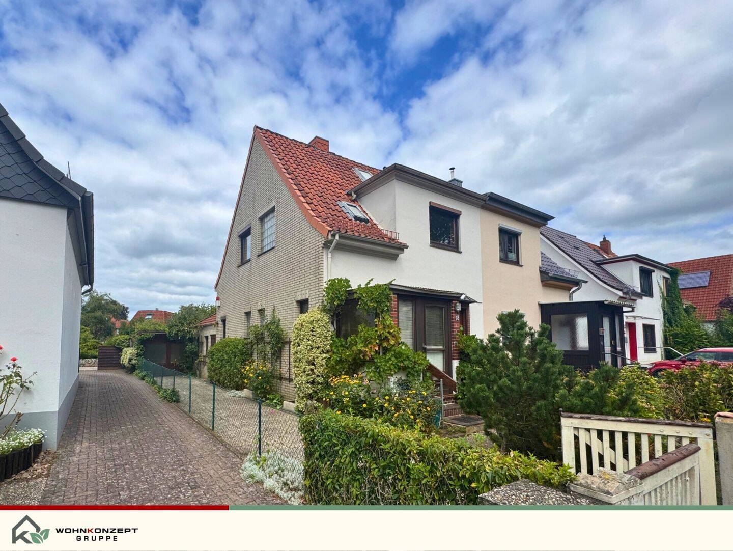 Eigenes Haus, eigener Garten, viele Möglichkeiten -Doppelhaushälfte mit Garage & Werkstatt in Bremen, 28307 Bremen (Arbergen Mahndorf Osterholz)