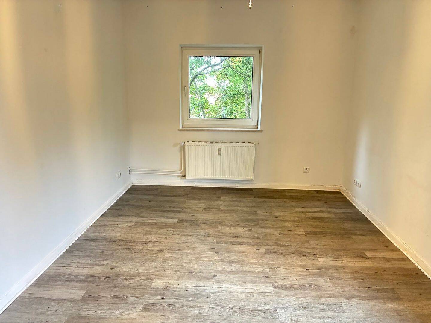 3-Raumwohnung in verkehrsberuhigter Lage, 24149 Kiel (Neumühlen-Dietrichsdorf)