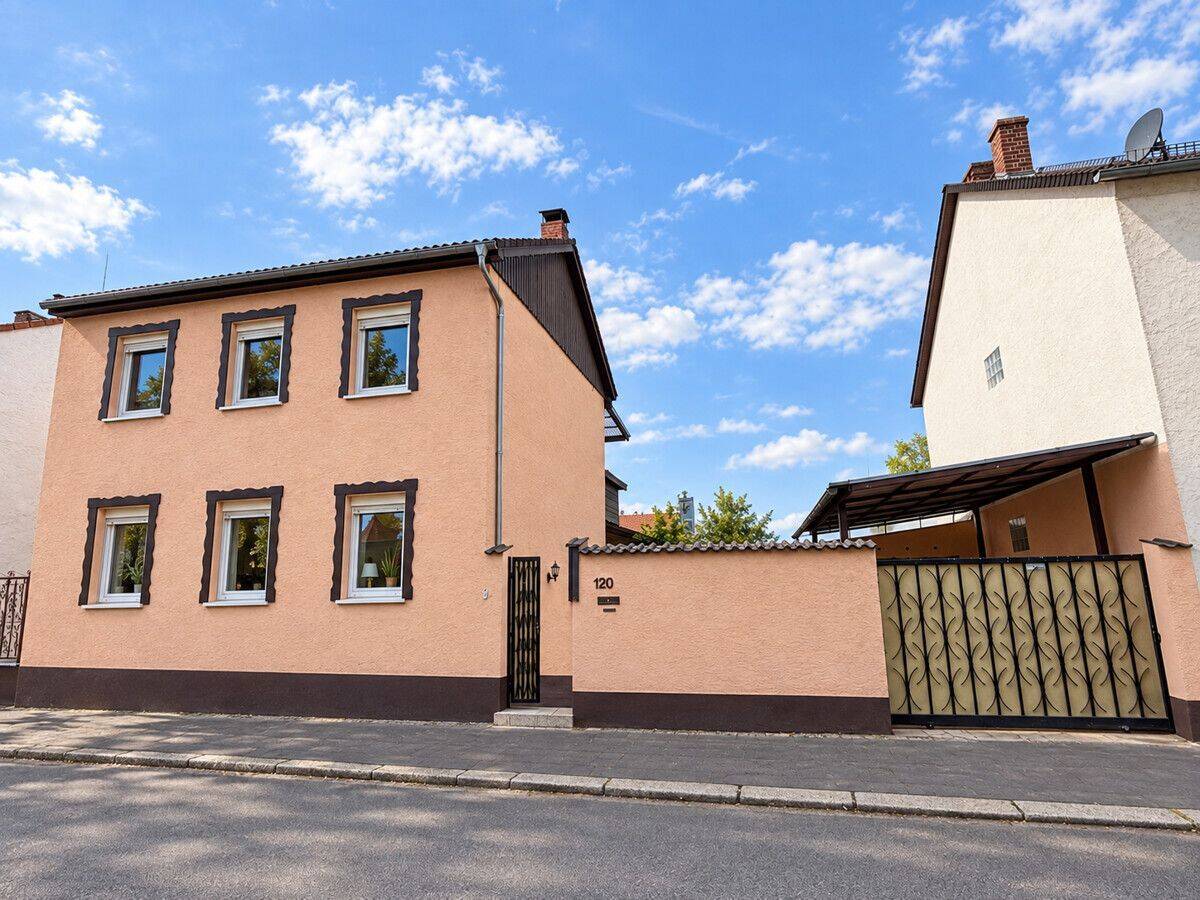Einfamilienhaus mit Garage, 67547 Worms (Innenstadt Weinsheim)