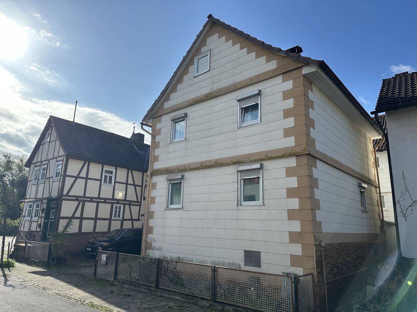 Kleines gemütliches Fachwerkhaus mit PV-Anlage und Garage, 34599 Neuental