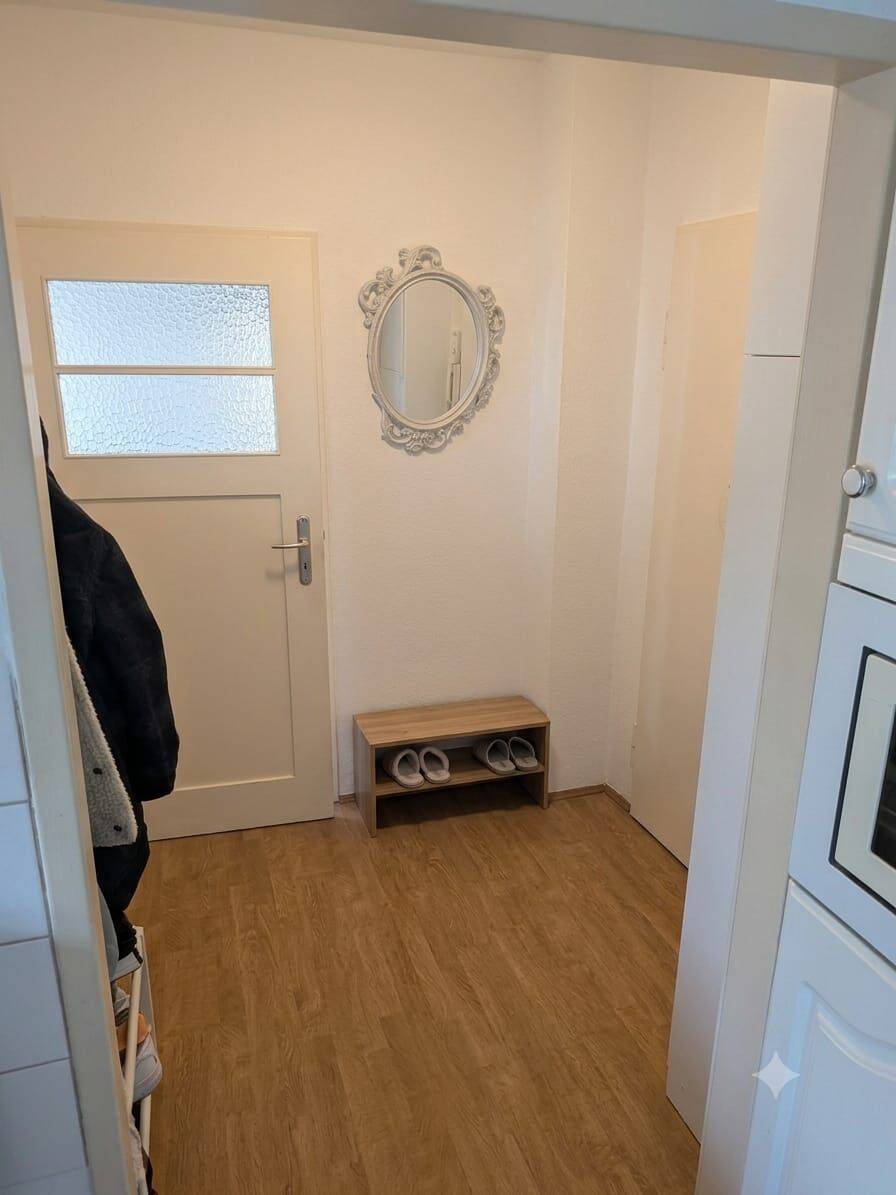 wir suchen nach einen N🏡 Schöne voll möblierte Wohnung – nur 5 Min. vom Klinikum entferntachmieter für unsere schöne Wohnung 5 min vom Klinikum., 8529 Plauen