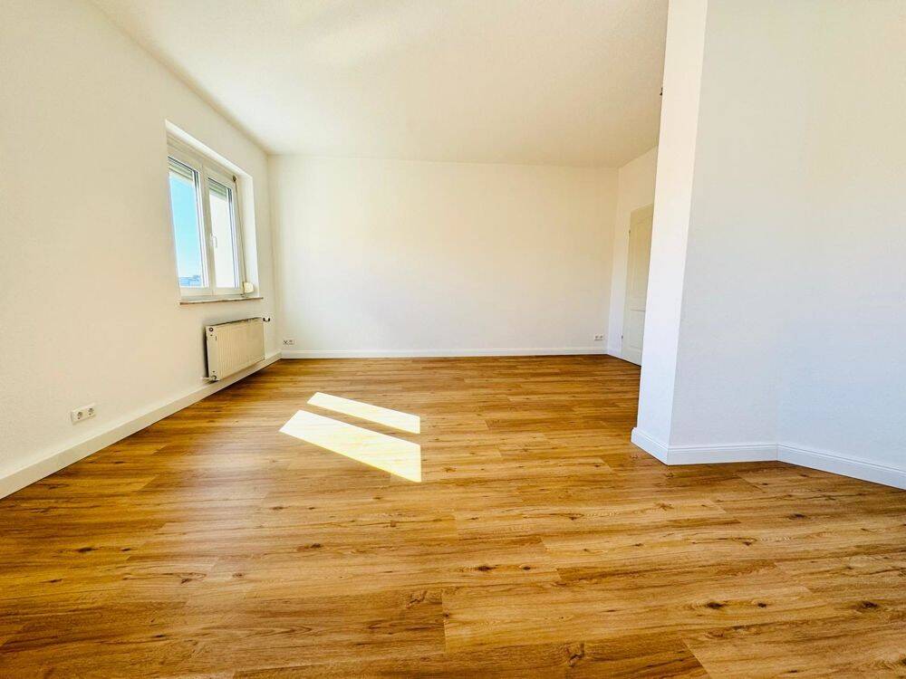geräumige 2-Raum-Wohnung +++ WG geeignet +++ Leipzig – Mockau mit Balkon TOP, 4357 Leipzig (Mockau-Nord Mockau-Süd Schönefeld-Abtnaundorf)
