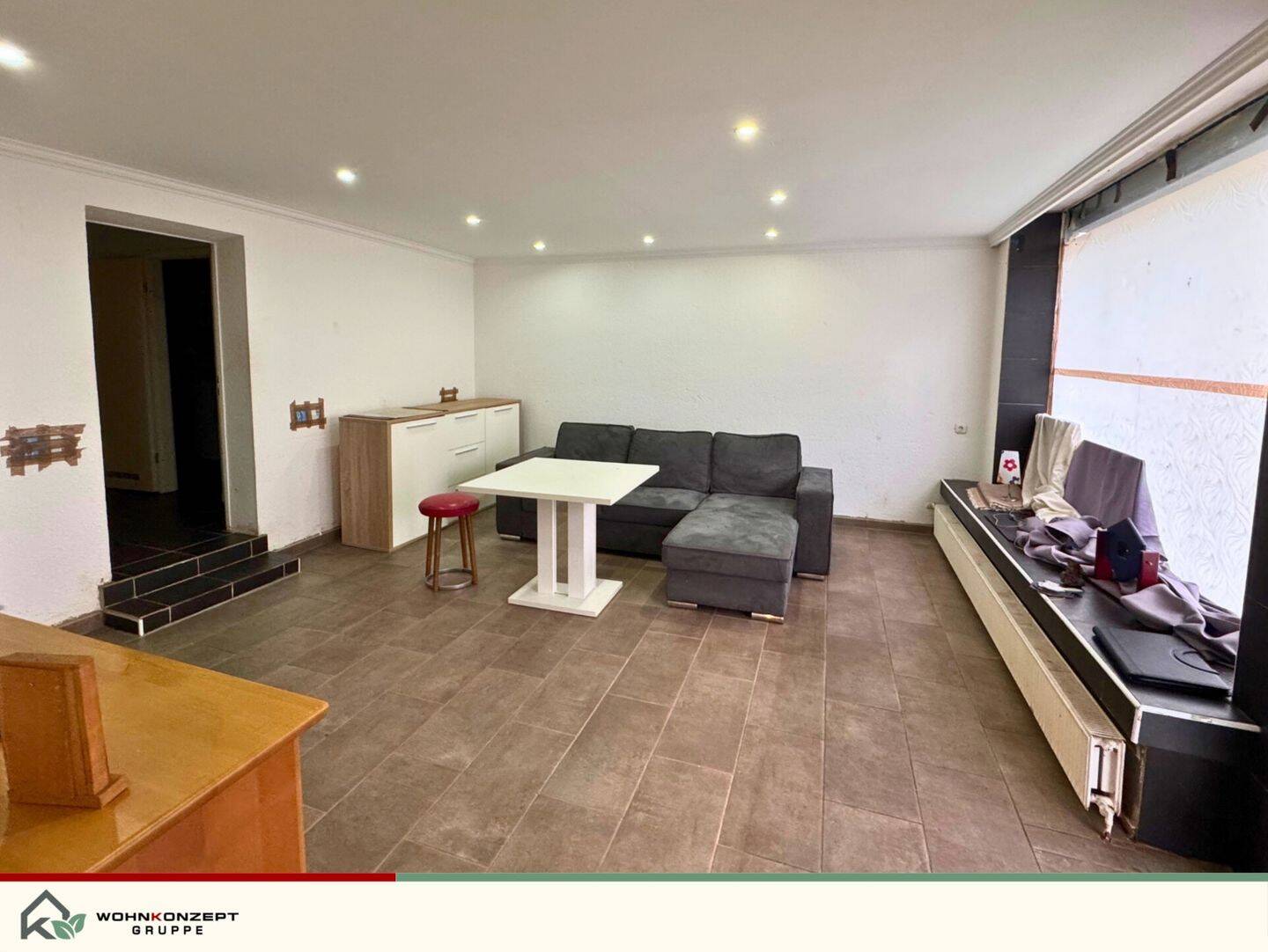 Kompakte 2-Zimmer-Wohnung mit großzügigem 25-m²-Wohnbereich in Bremen-Hemelingen, 28309 Bremen (Hemelingen Sebaldsbrück)
