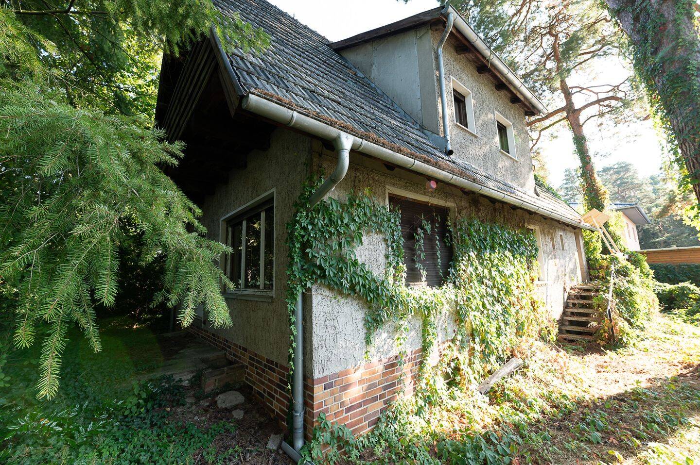 Heinze-Immobilien(IVD): Sanierungsobjekt auf Waldgrundstück in Wandlitz-Stolzenhagen, 16348 Wandlitz