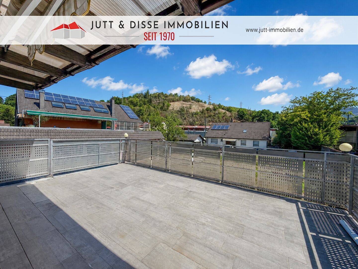 Wie im eigenen Haus mit Klimaanlage, sonniger Dachterrasse, 2 Wohnetagen in Gaggenau, 76571 Gaggenau