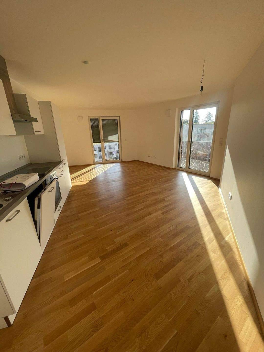 Lichtdurchflutete 3 Zimmerwhg. mit Süd- West Balkon, inkl. Einbauküche & hochwertiger Ausstattung, 90547 Stein