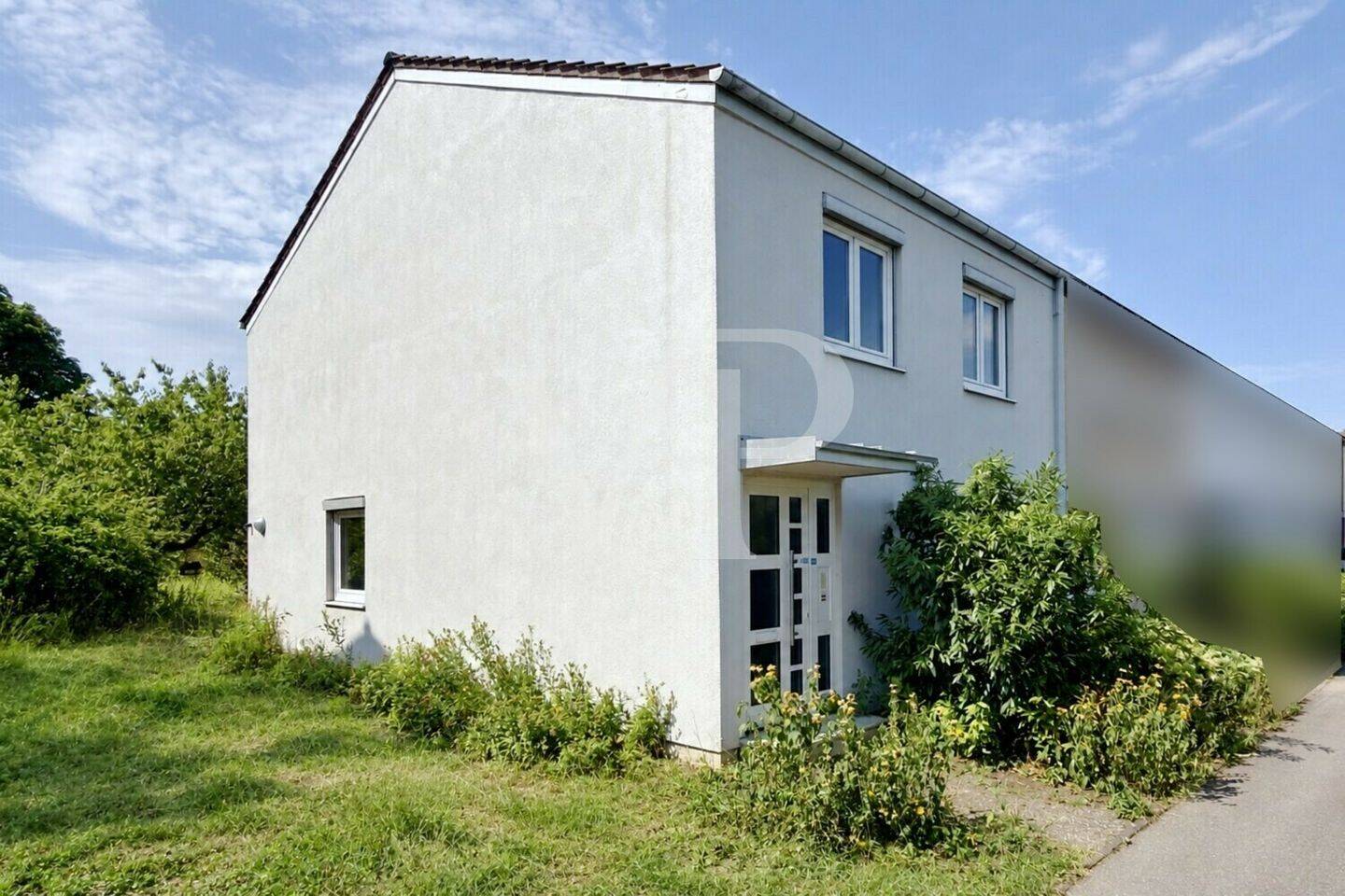Viel Platz für die Familie – Reihenendhaus mit großem Garten und schönem Grundriss, 73230 Kirchheim unter Teck