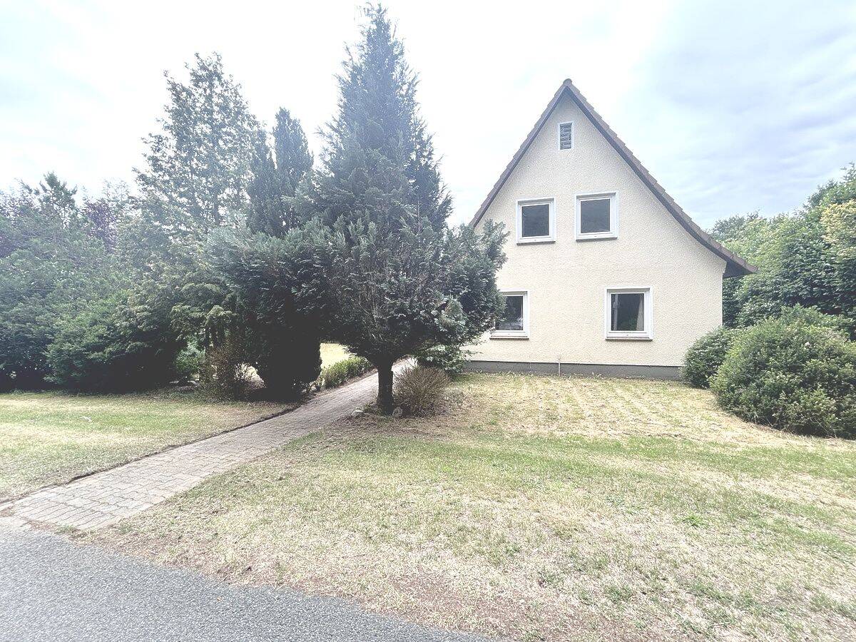 Volksbank Immobilien: Perfekte Basis – eigene Projekte als Familie verwirklichen – großes Grundstück, 27404 Heeslingen