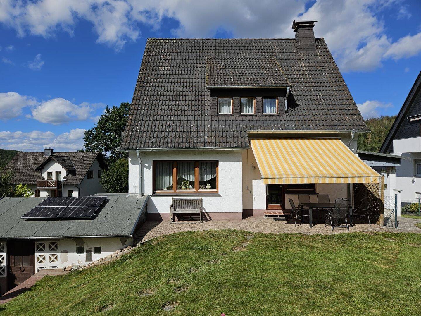 Einfamilienhaus auf großem Grundstück, 59846 Sundern (Sauerland)