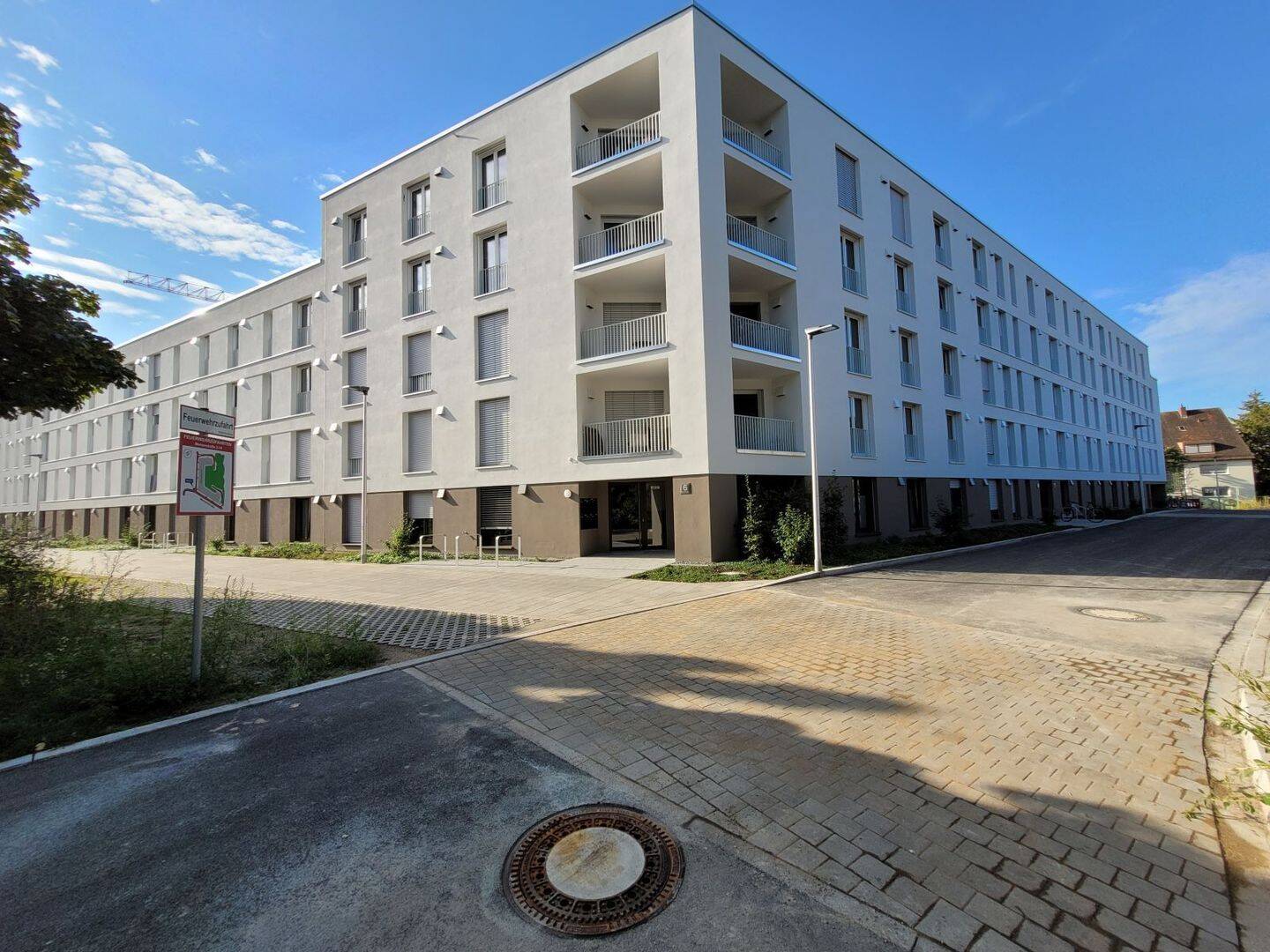 Für Singles! Neuwertige 2-Zimmer-Wohnung mit Loggia., 90409 Nürnberg (Großreuth h. d. Veste Gärten h. d. Veste Maxfeld Schoppershof)