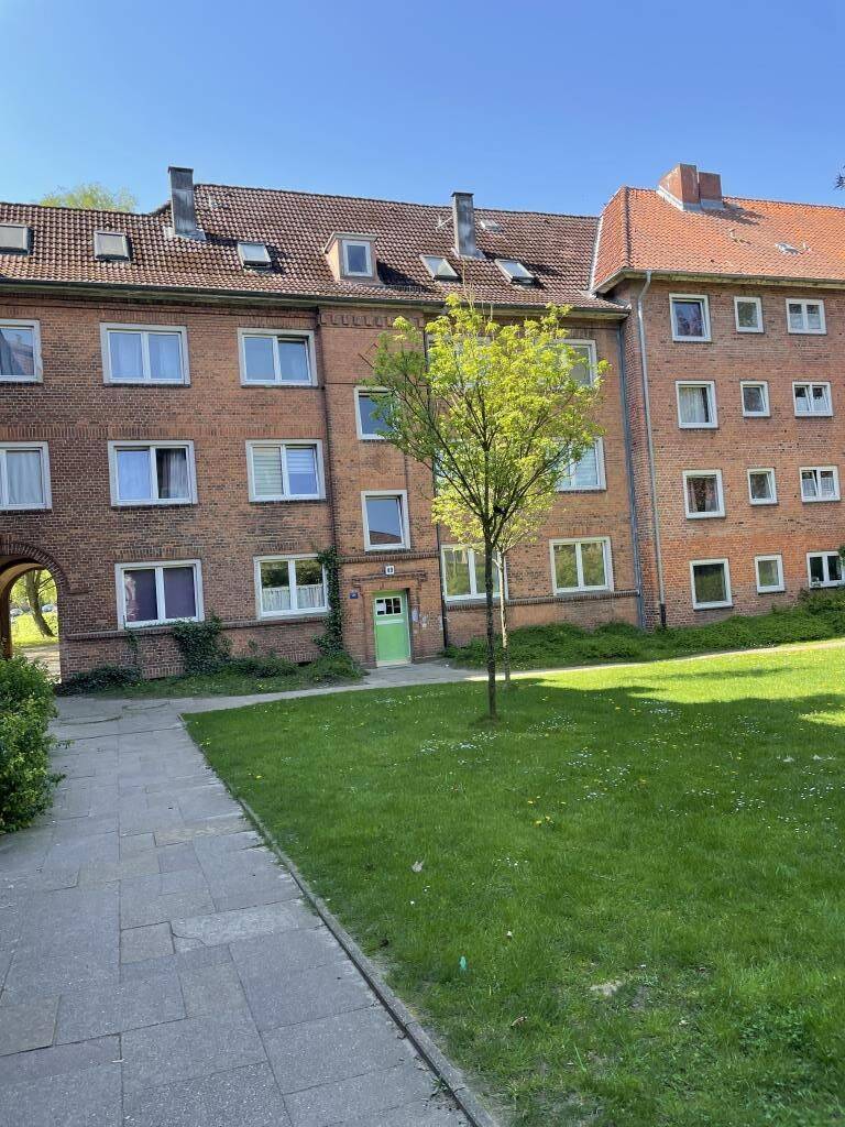 Renovierte 4,5-Zimmer-Wohnung in Kiel Gaarden-Ost, 24143 Kiel (Gaarden-Ost Gaarden-Süd)
