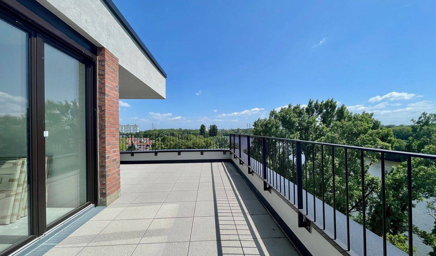 Hermann Immobilien: Hoch hinaus mit Blick auf den Main! · Bezugsfertig! · ETW C 07.03, 65795 Hattersheim am Main