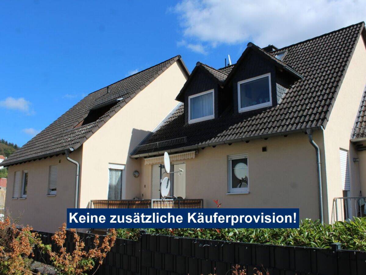 Wunderbare Vierzimmerwohnung mit Außenstellplatz in guter Lage von Kelkheim-Ruppertshain, 65779 Kelkheim (Taunus)