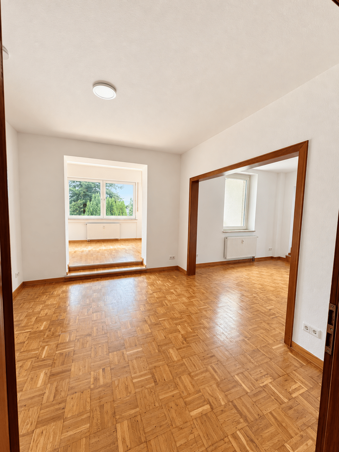 Einzigartige 2,5 Zimmer- Erdgeschosswohnung mit überdachtem Balkon, Garten & neuer Einbauküche, 44879 Bochum (Dahlhausen Linden)