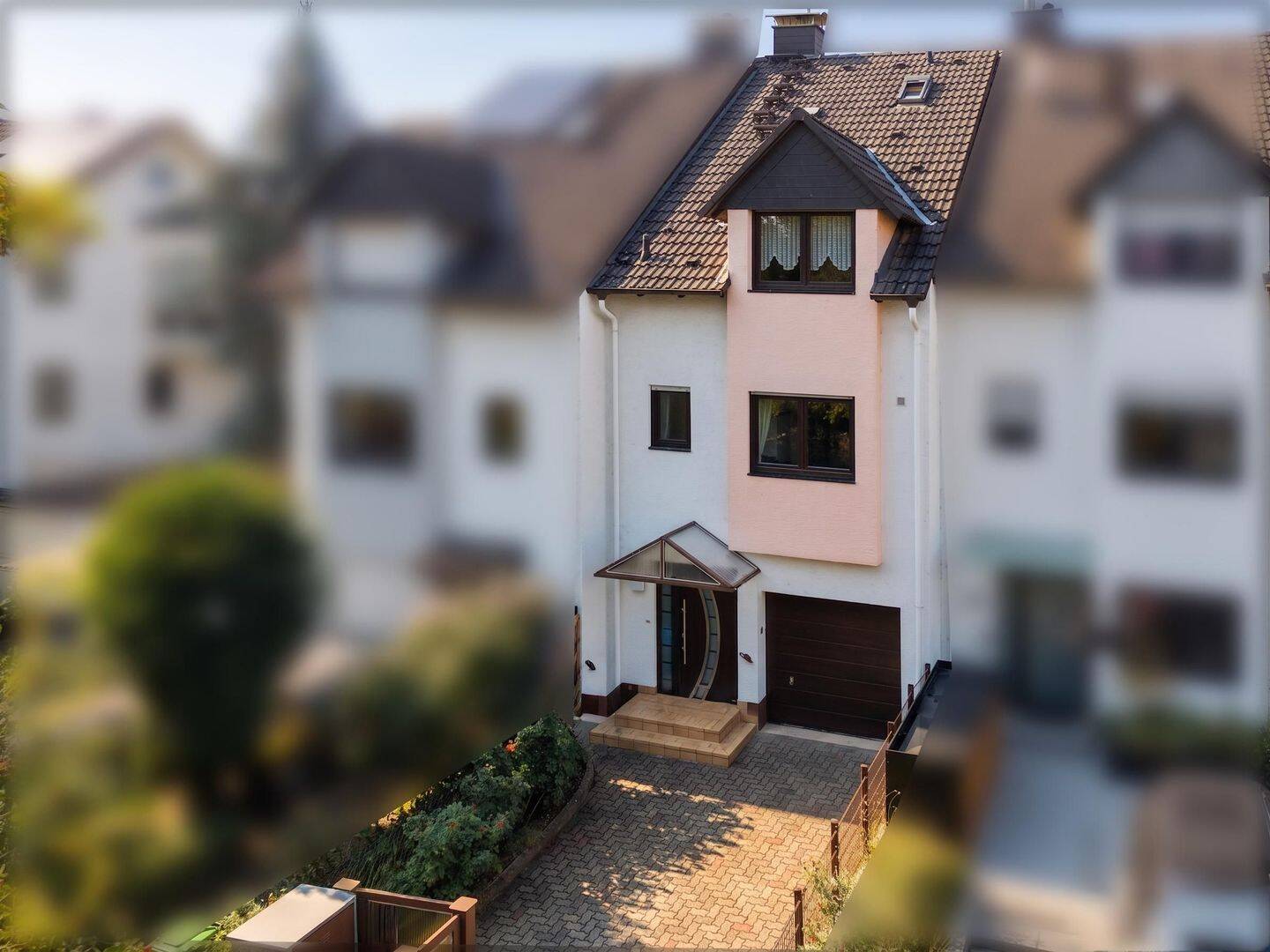 Schönes Reihenmittelhaus in einer von Aschaffenburgs besten Lagen!, 63739 Aschaffenburg (Innenstadt Österreicher Kolonie)