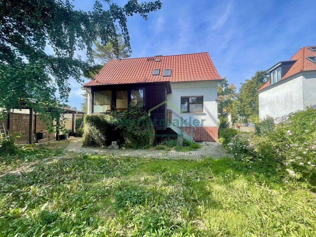 Freistehendes Einfamilienhaus in bester Wohngegend von Aschersleben, 6449 Aschersleben